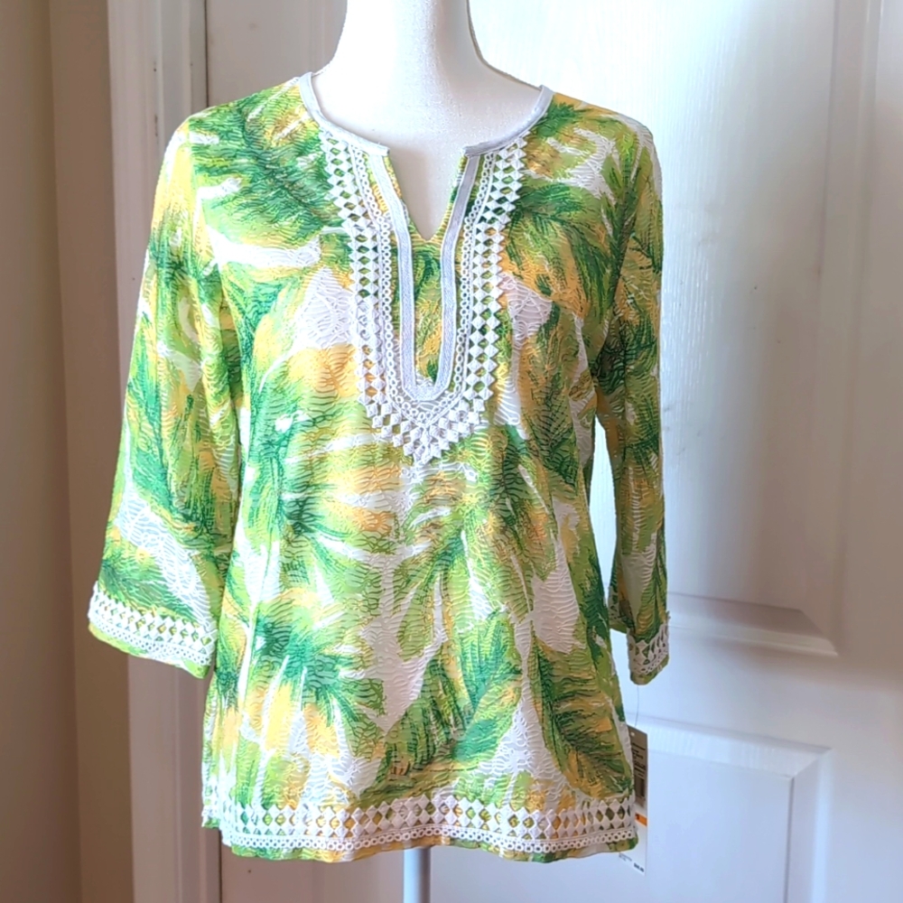 Alfred Dunner Bahama Bays Palm Leaf Top. Semi-Sheer. Size Petite Small. NEW